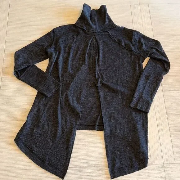 Free People We the Free Split Back‎ Gray Turtleneck Size Small - Picture 4 of 9